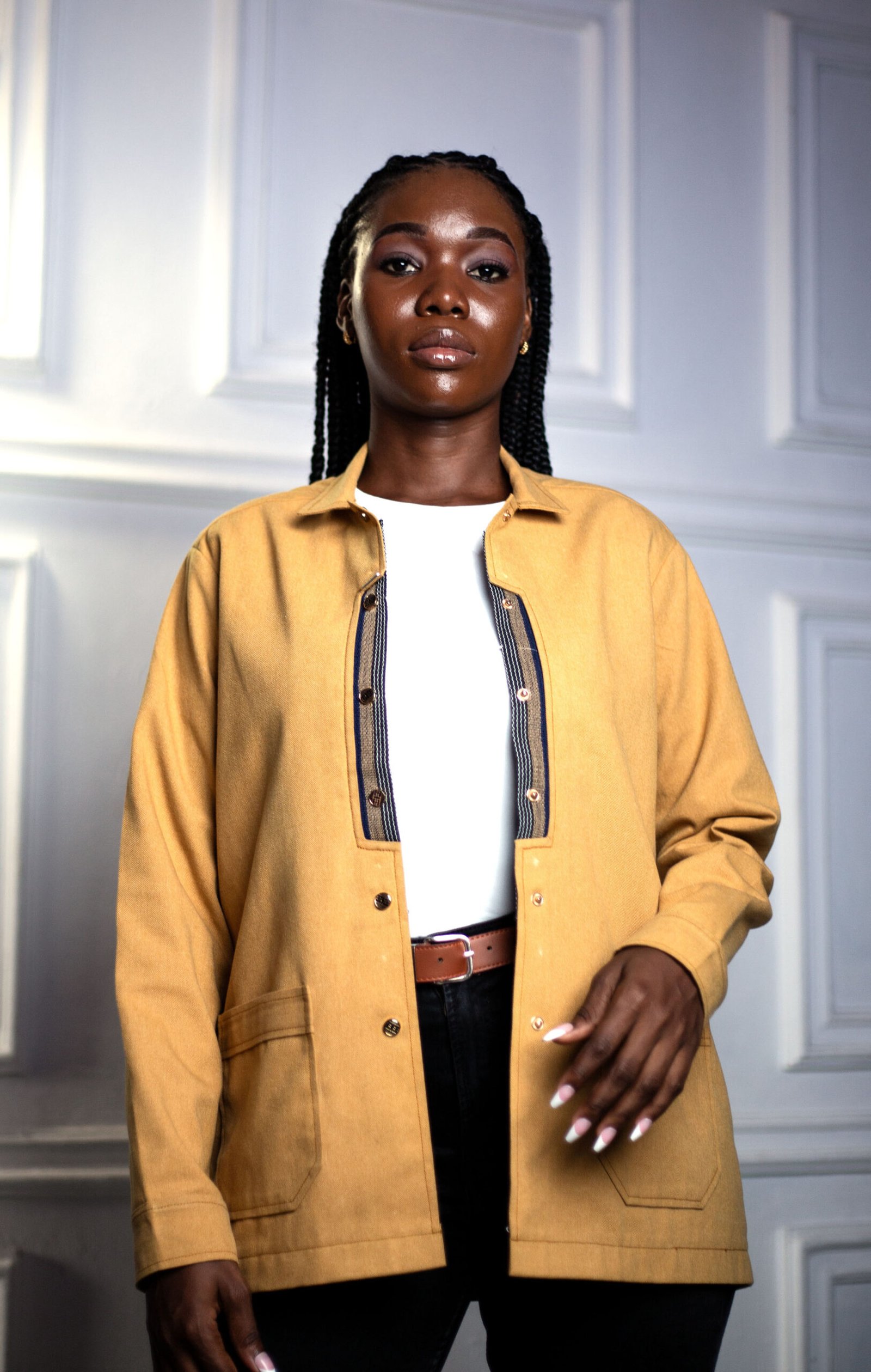 Veste surchemise moutarde à détails tissés traditionnels